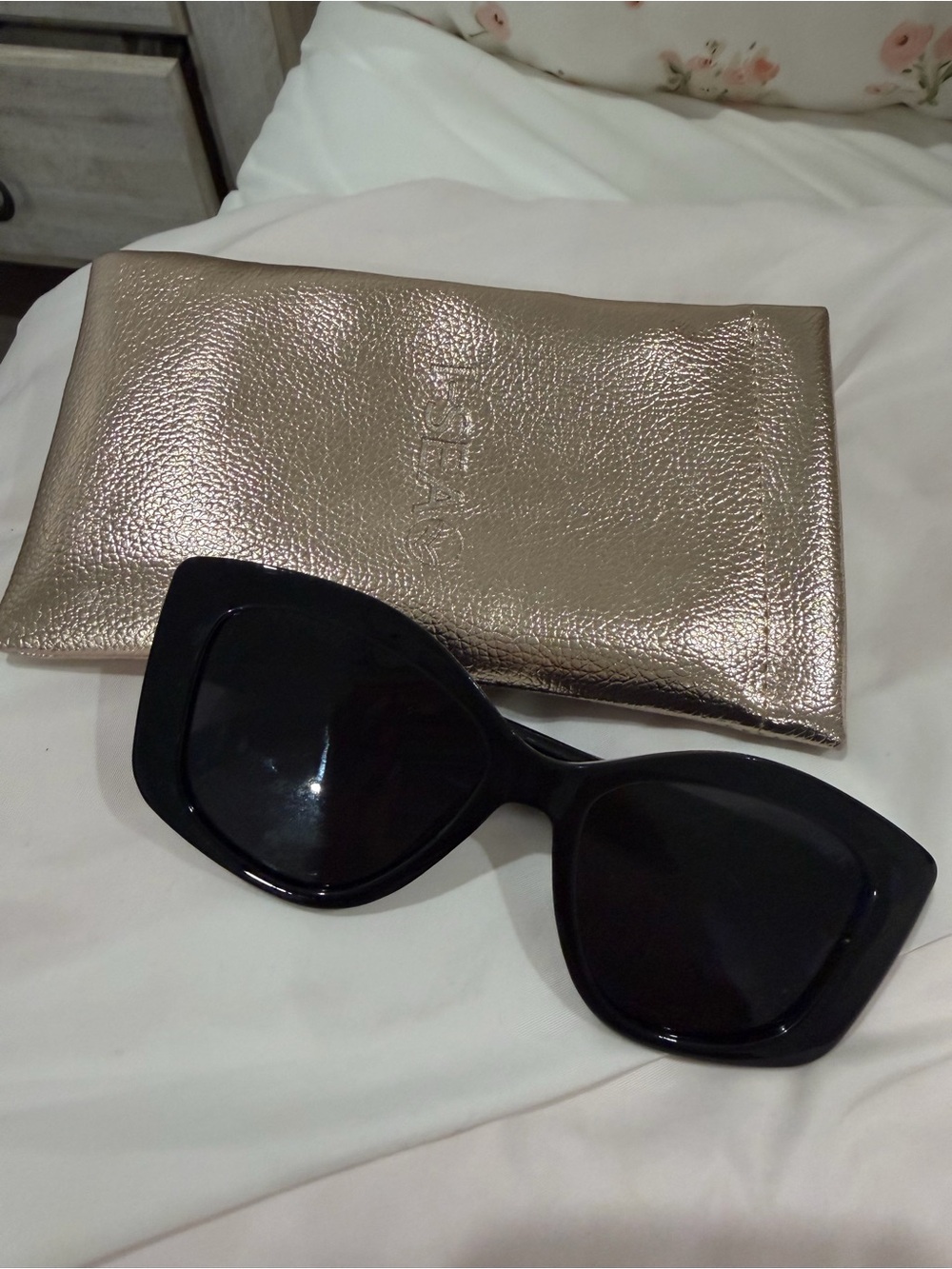 Black Oversized Cat-Eye Sunglasses with Metallic Gold Case